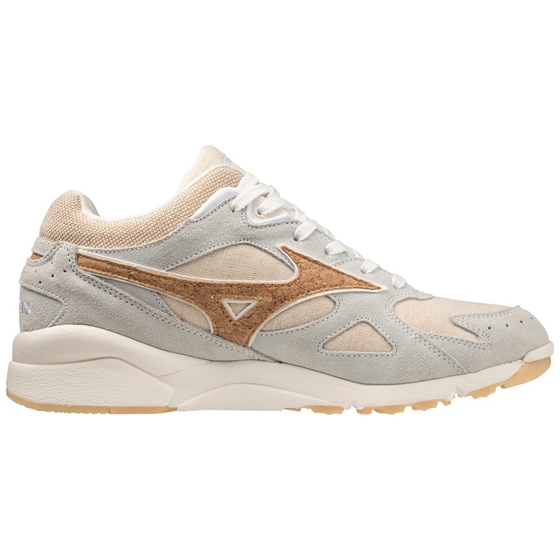 Beige Men's Mizuno Sky Medal Undyed Sneakers | TCK139064