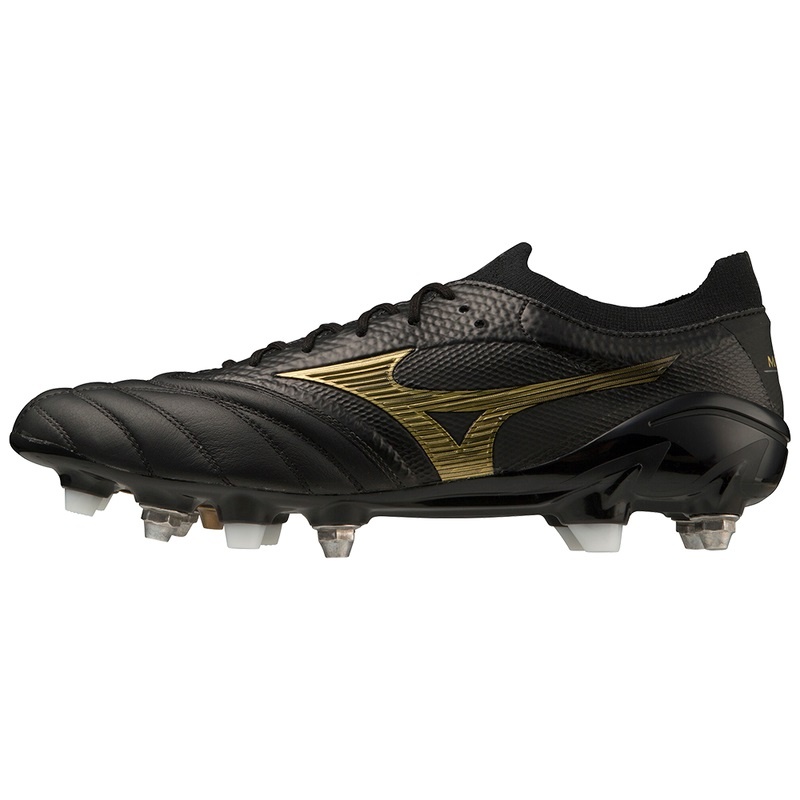 Black / Gold / Black Men\'s Mizuno Morelia Neo IV Beta Football Boots | XKG092146