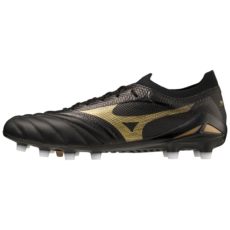 Black / Gold / Black Men\'s Mizuno Morelia Neo IV Beta Football Boots | NUL948026