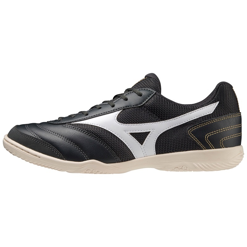 Black / White Men\'s Mizuno Morelia Sala Club IN Football Shoes | FSR907314