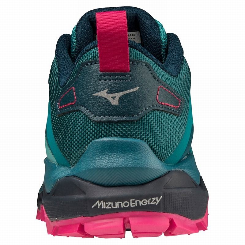 Green Women's Mizuno Wave Mujin 8 Running Shoes | MXW176302