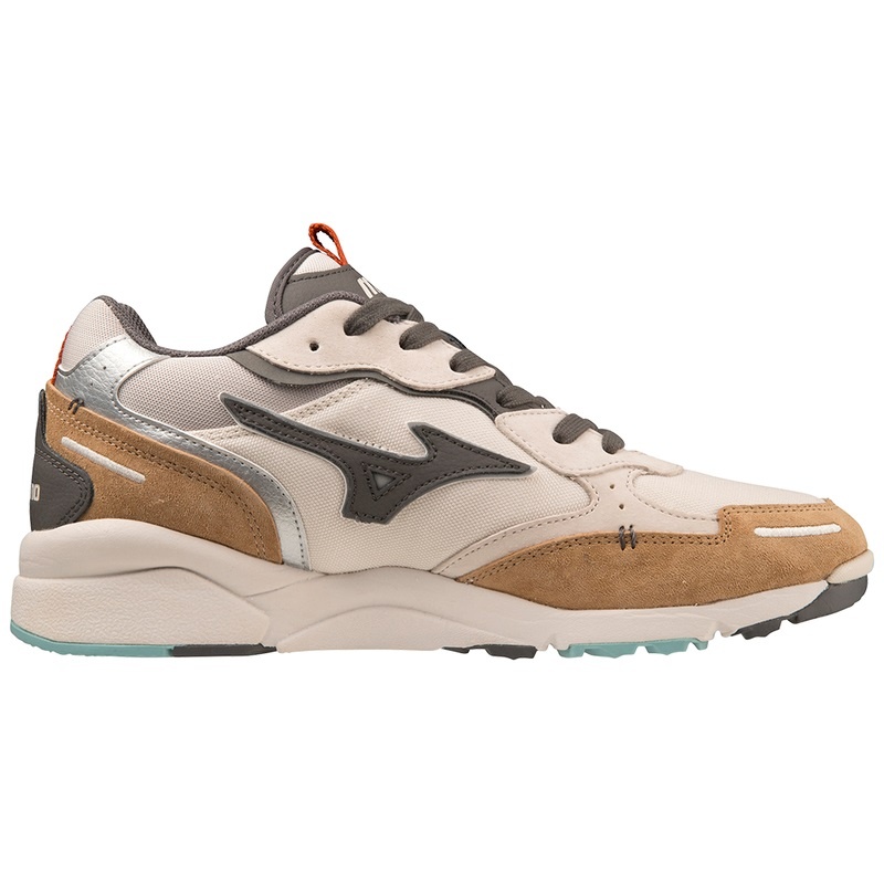 White Brown Men's Mizuno Sky Medal Beta Sneakers | YXK218309