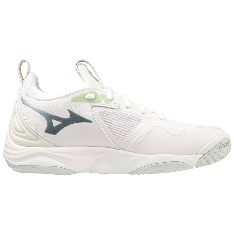 White / Green Women's Mizuno Wave Momentum 3 Volleyball Shoes | YDE347561