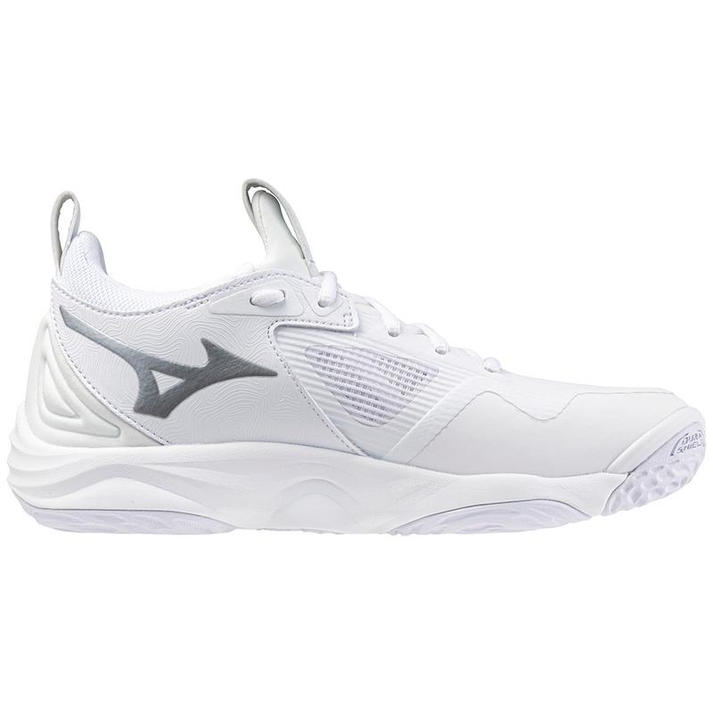 White / Silver Women's Mizuno Wave Momentum 3 Volleyball Shoes | BPG154863