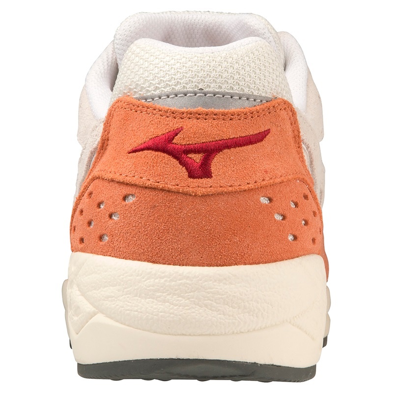 White / White / Orange Men's Mizuno Contender Sneakers | HNA079418